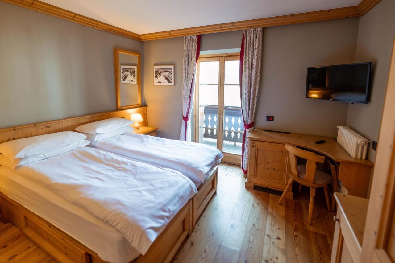Alpi & Golf Hotel บอร์มิโอ ภายนอก รูปภาพ